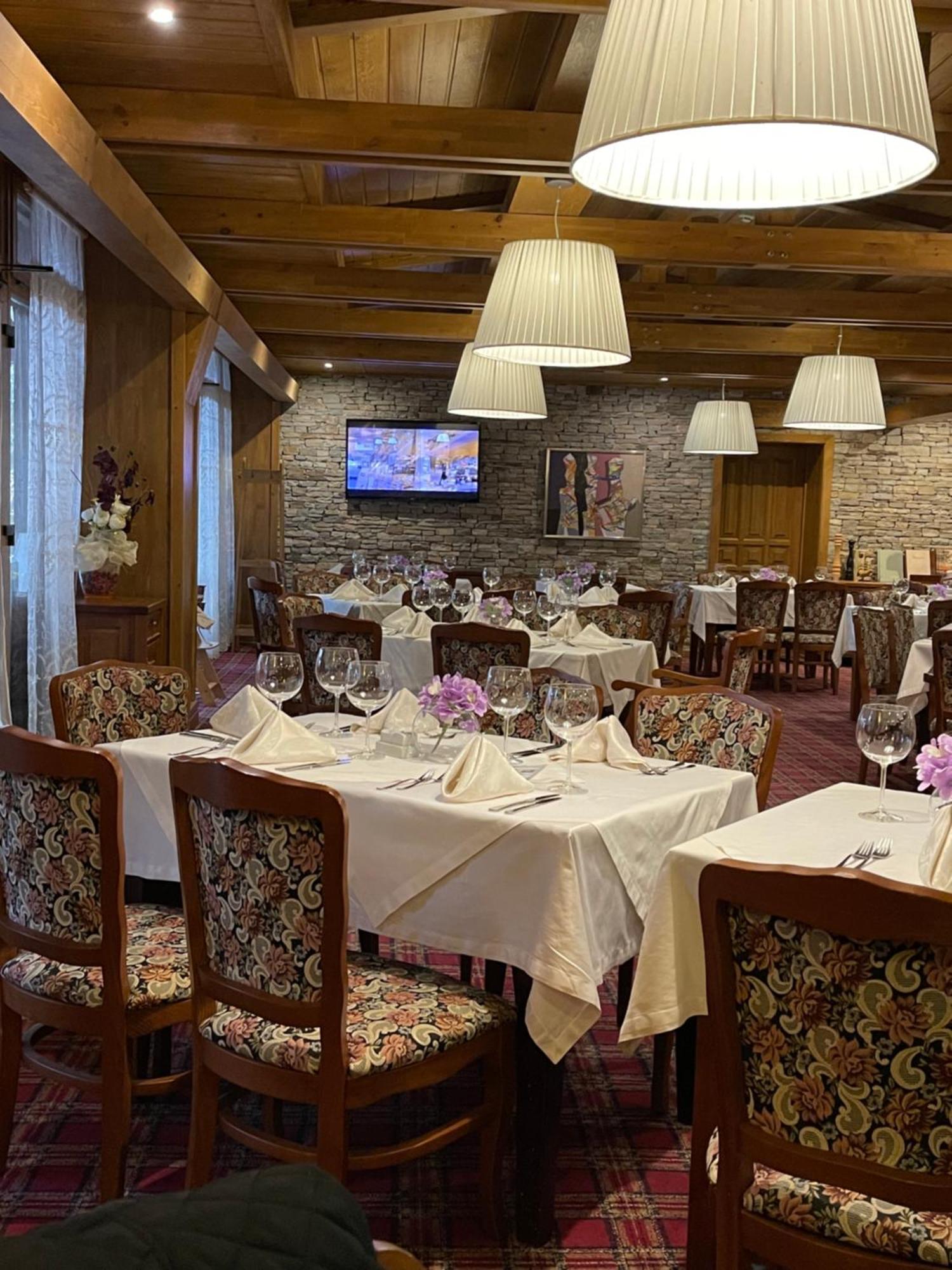 Pirin Golf Hotel&Spa Apartment 17 - Private Luxury Apartment Razlog Kültér fotó